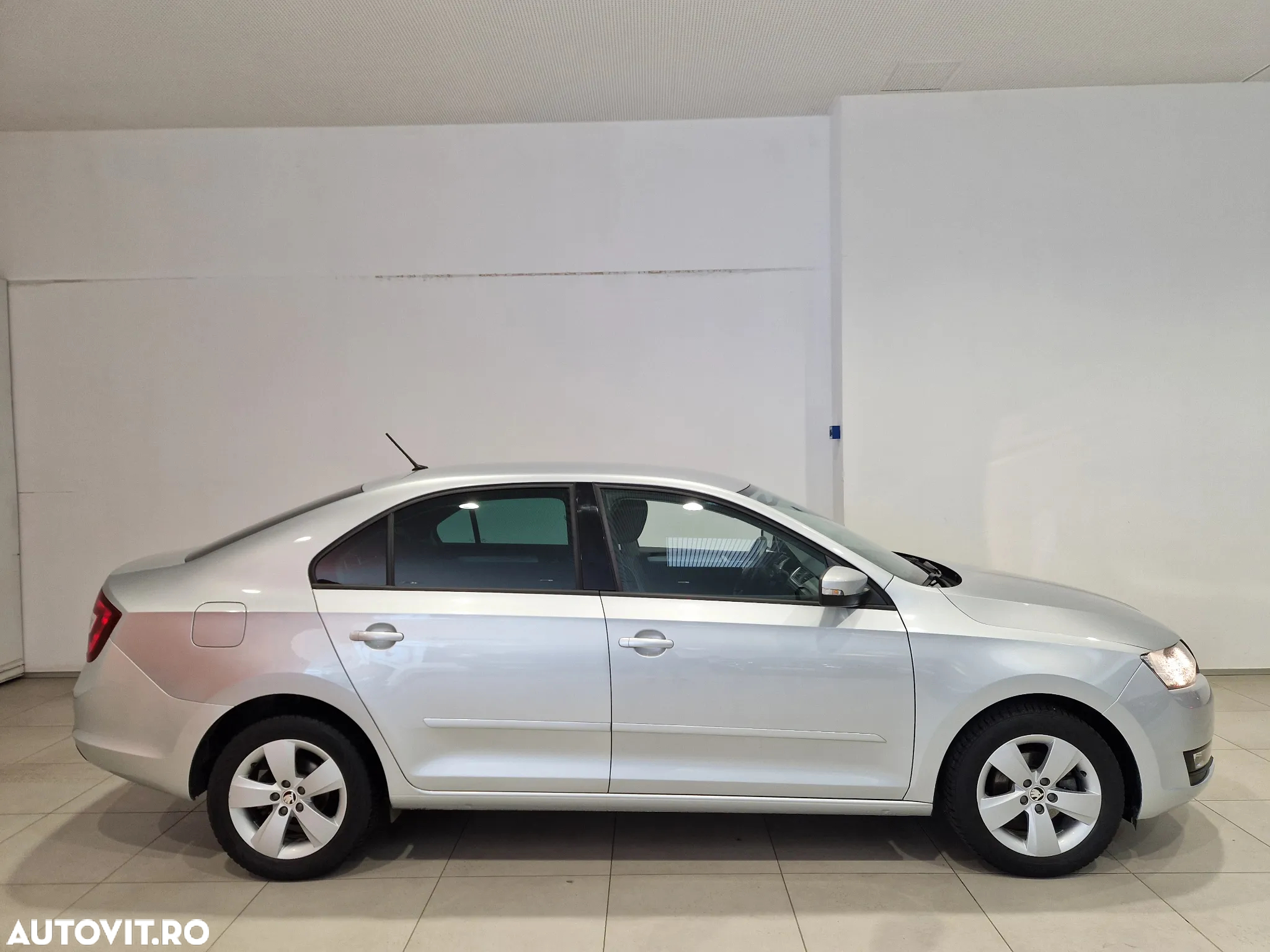 Skoda RAPID - 6