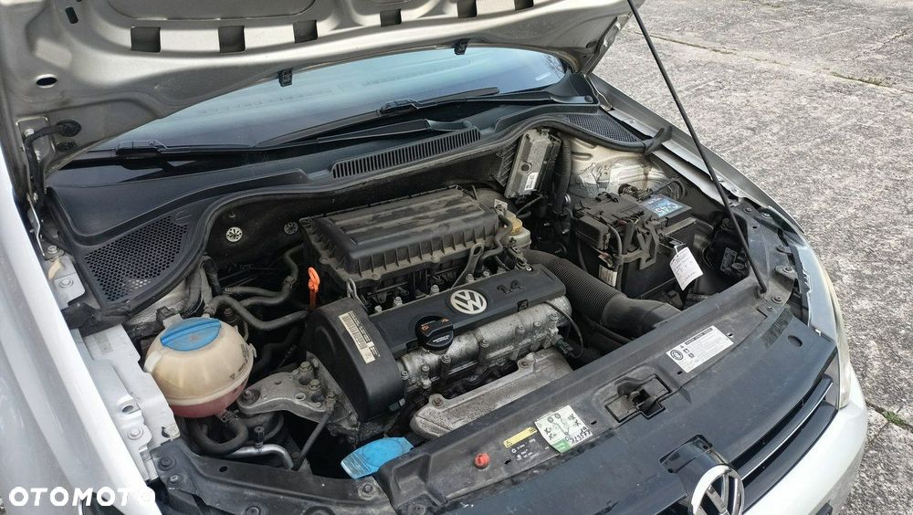 Volkswagen Polo 1.4 16V Trendline - 34