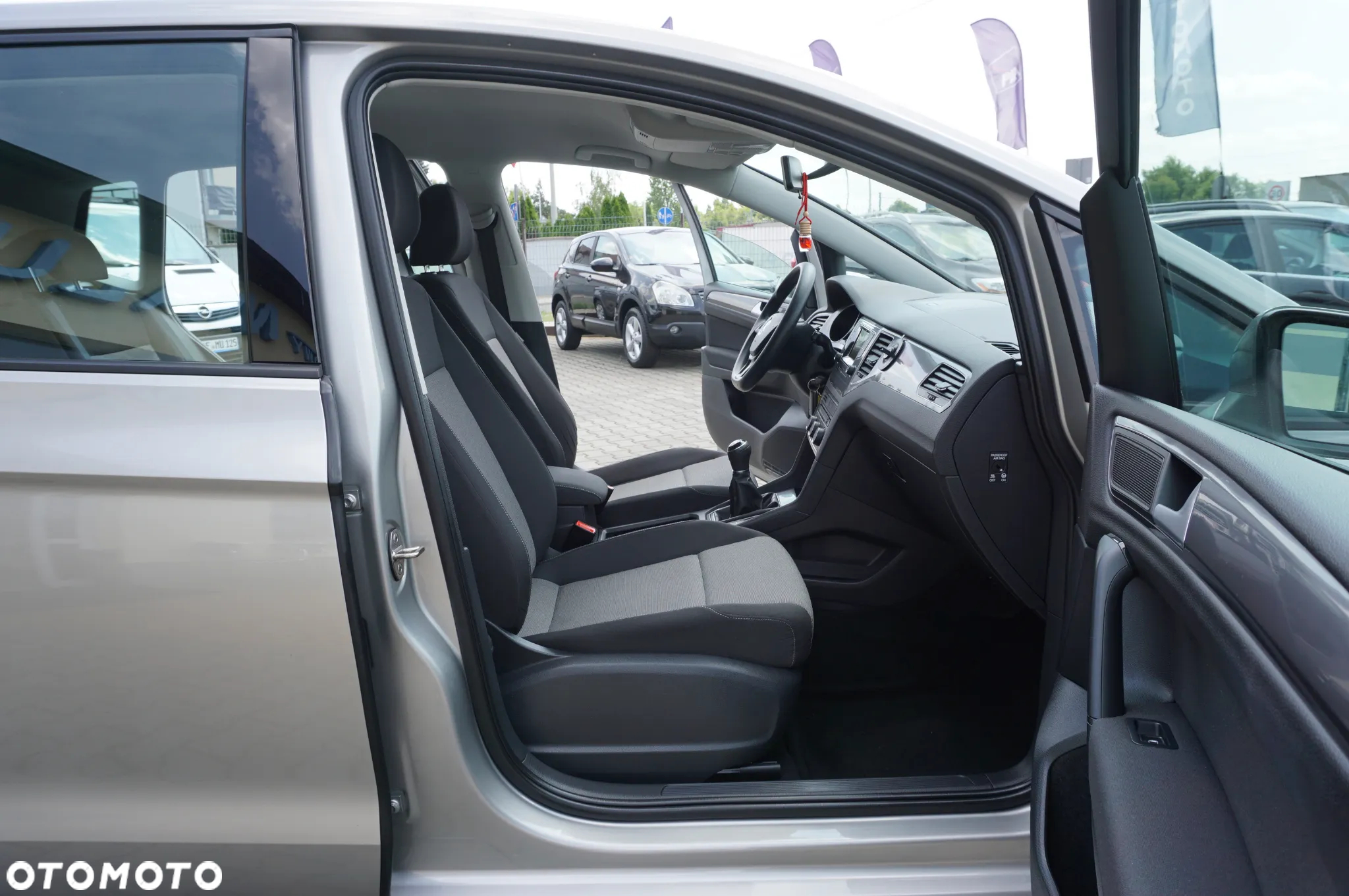 Volkswagen Golf Sportsvan 1.2 TSI BlueMotion Technology Lounge - 25