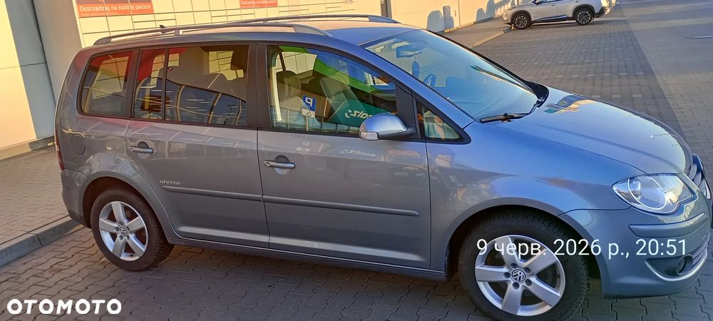Volkswagen Touran - 7