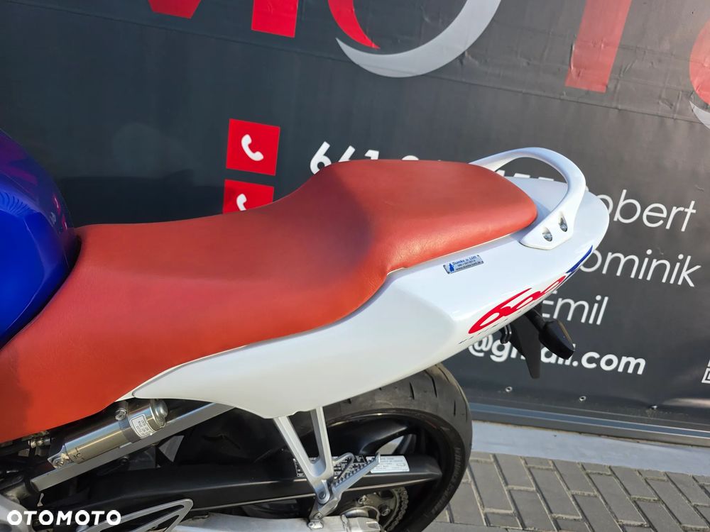Honda CBR - 8