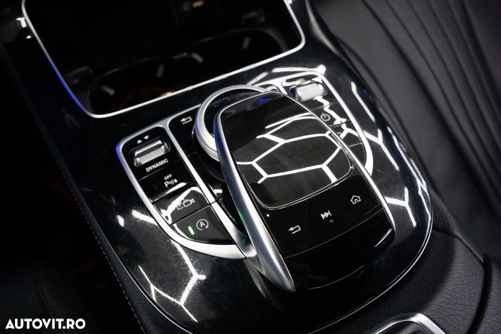 Mercedes-Benz CLS - 23