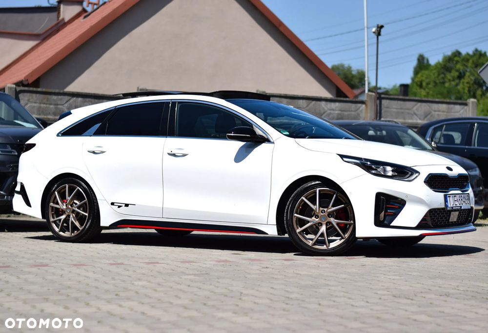 Kia ProCeed 1.6 T-GDI GT DCT - 38