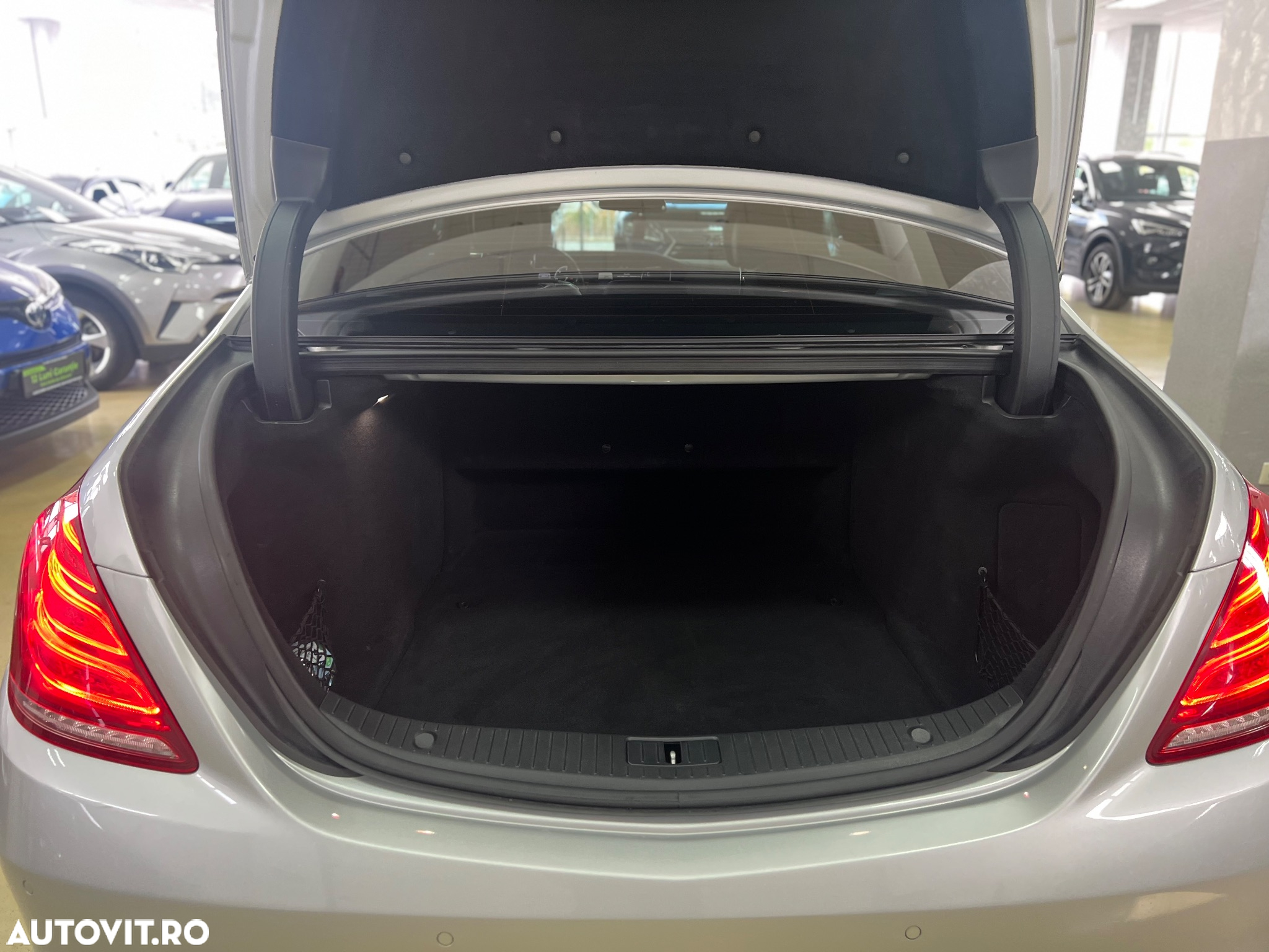 Mercedes-Benz S 350 (BlueTEC) d 4Matic 7G-TRONIC - 12