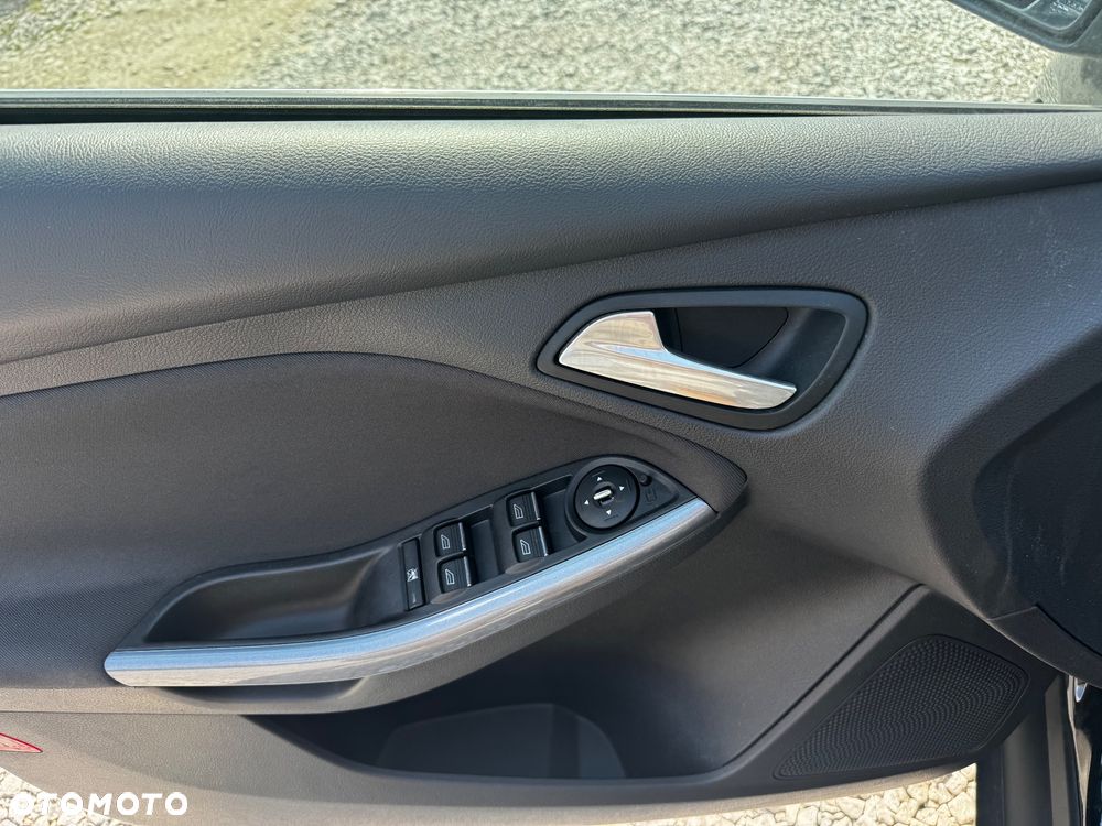 Ford Focus 1.6 EcoBoost Titanium - 30