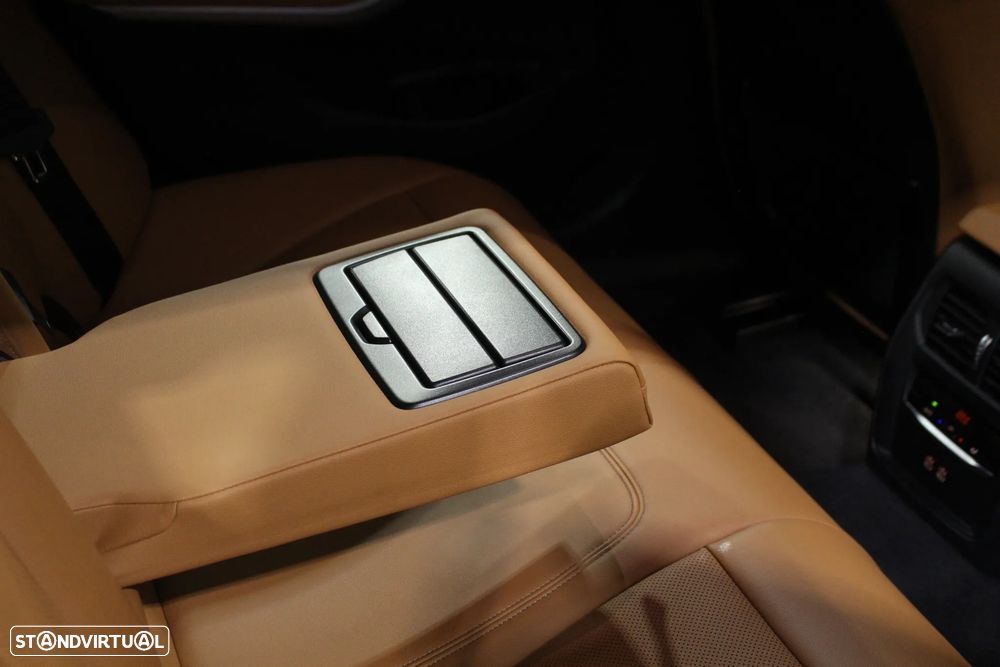 BMW 320 e Line Sport Auto - 21