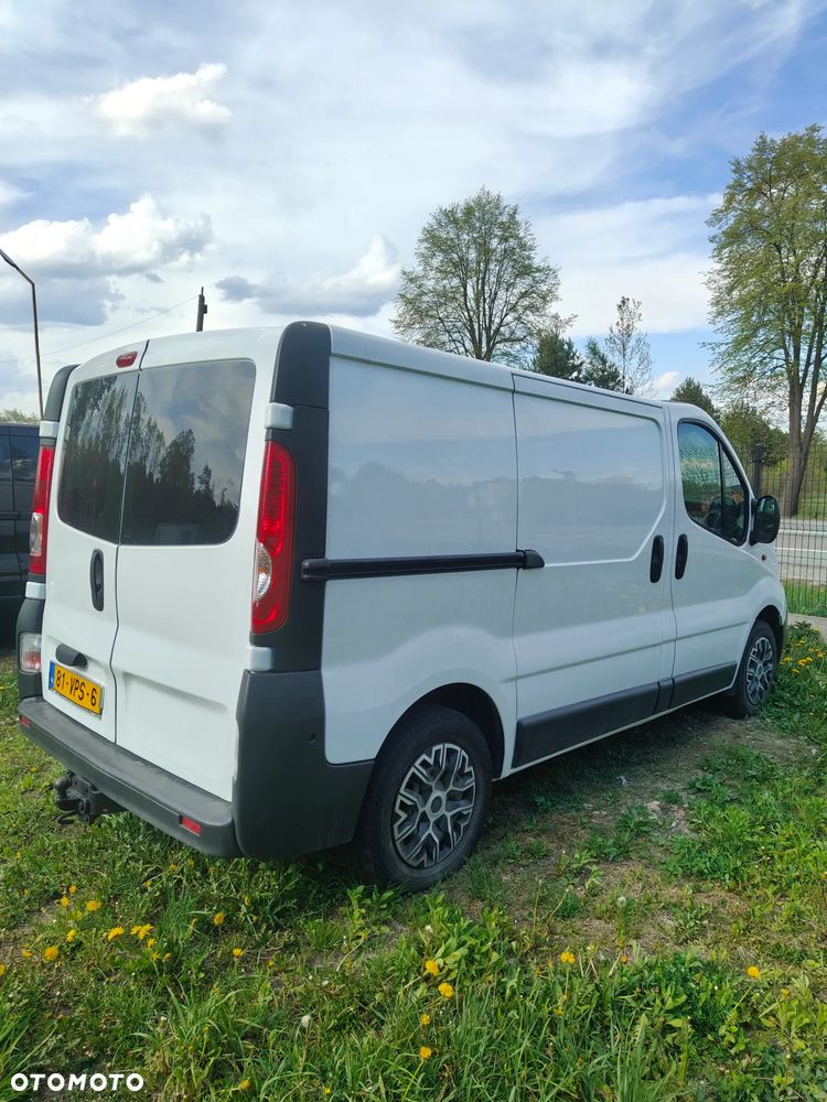 Opel Vivaro - 3