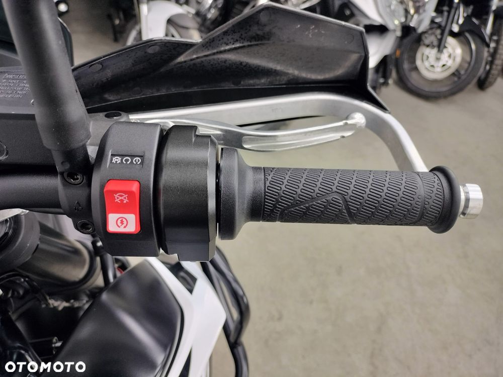 KTM Adventure - 15