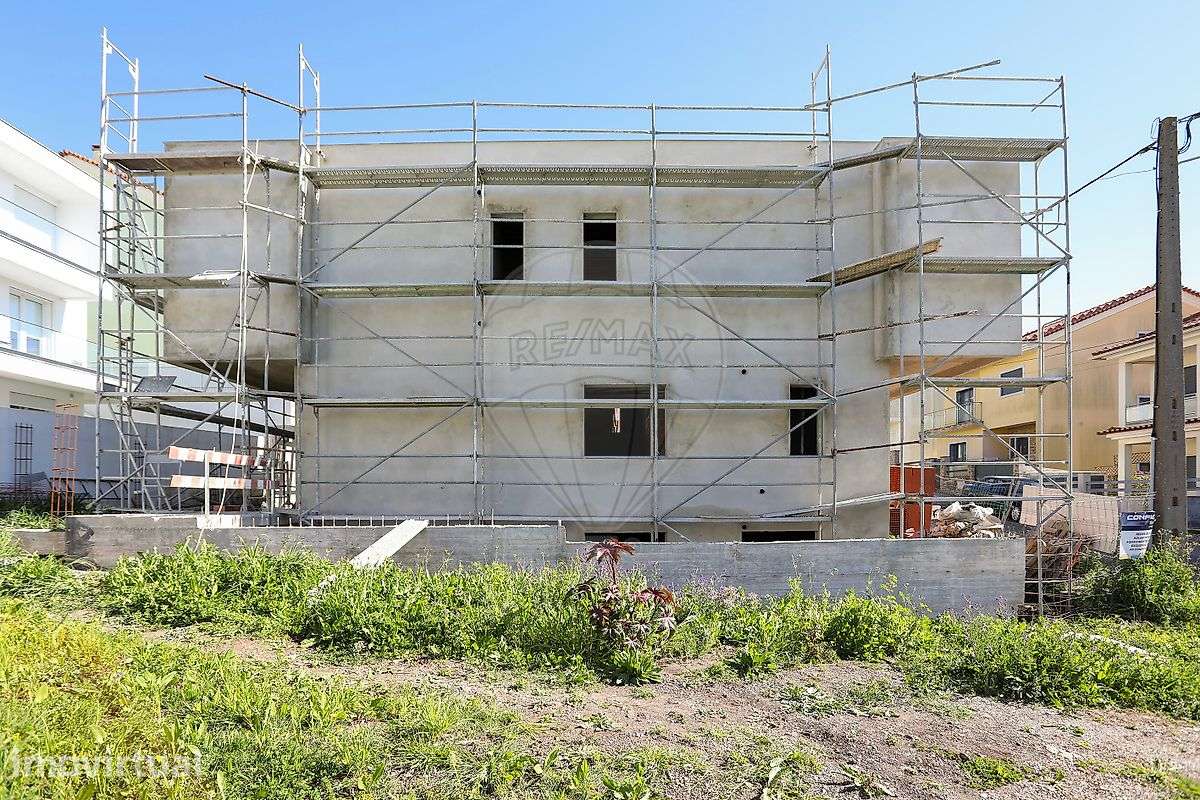 Moradia T4 para venda - Grande imagem: 2/36