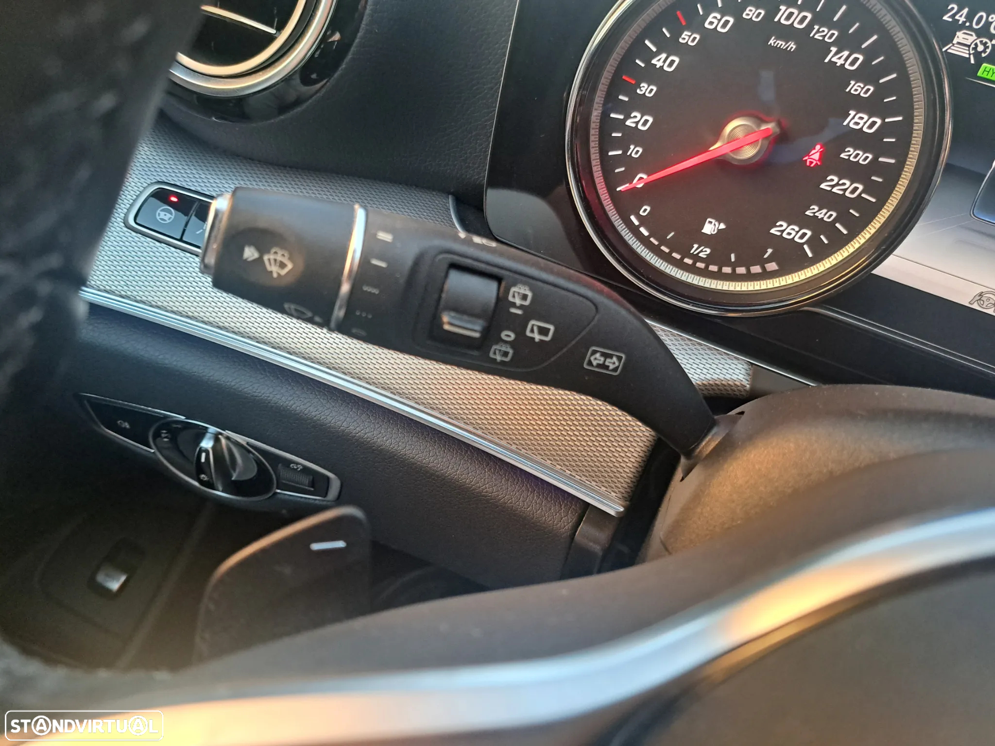 Mercedes-Benz E 300 de Avantgarde - 26