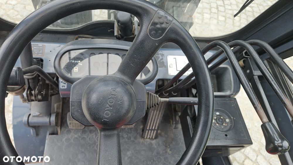 Toyota 6FG15 - 10