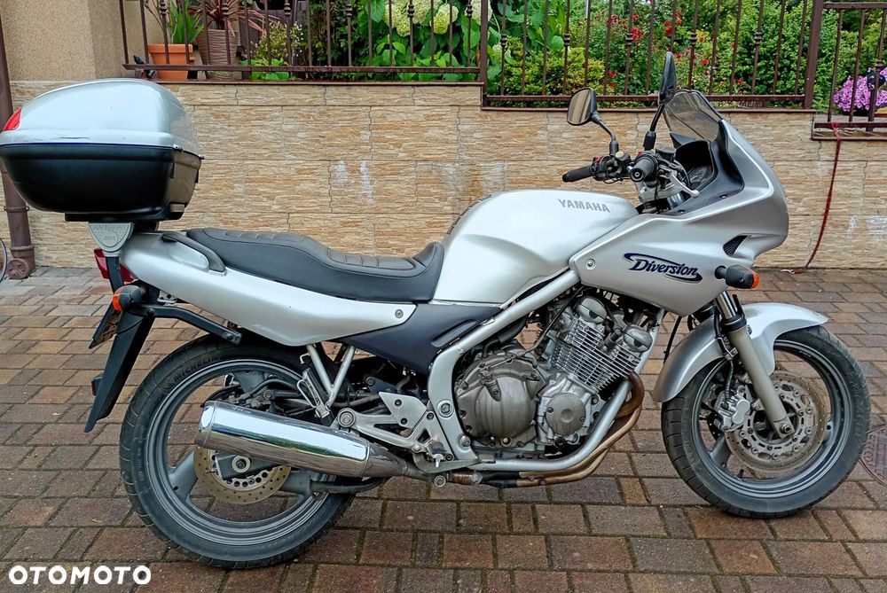 Yamaha XJ - 1