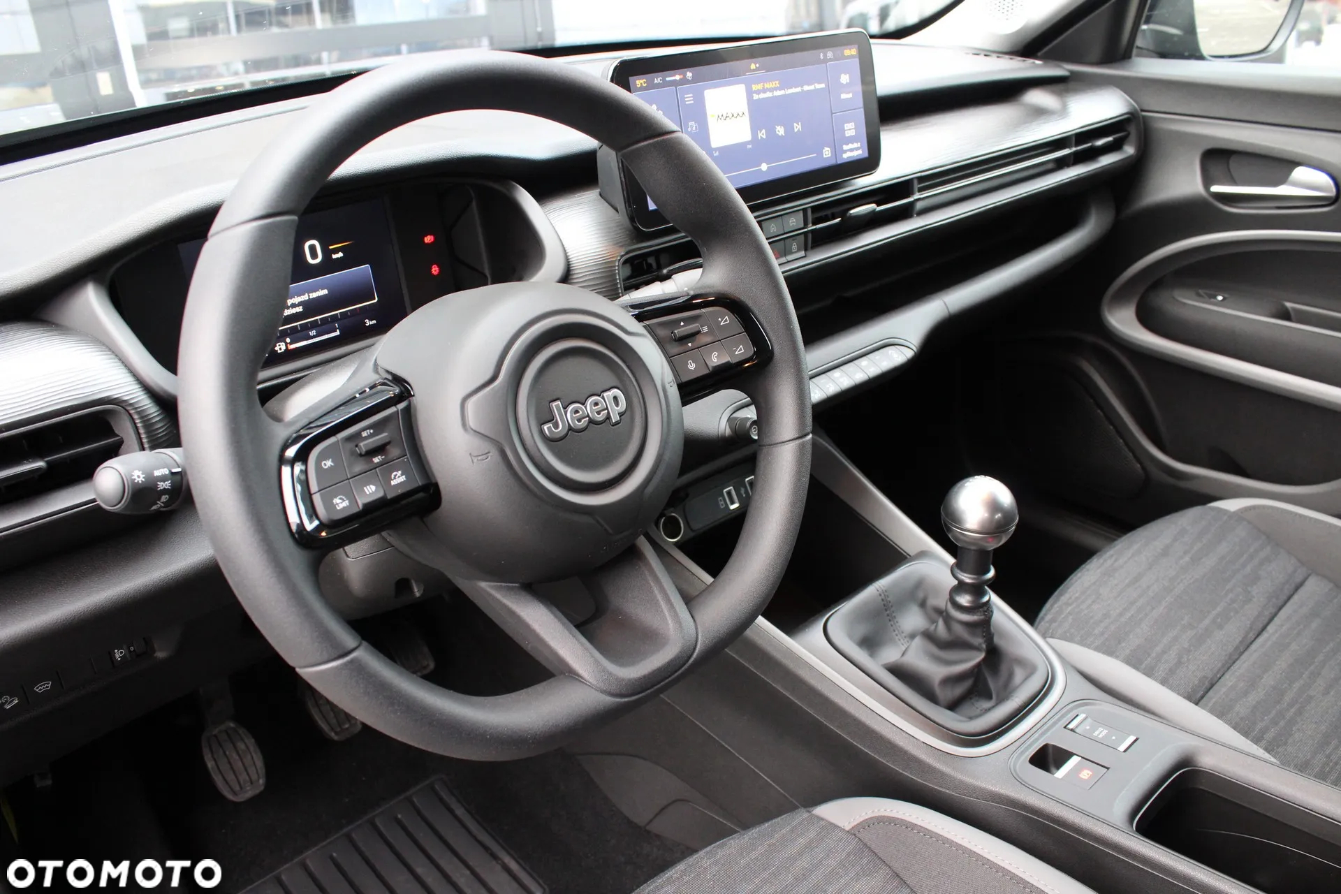Jeep Avenger 1.2 GSE T3 Longitude FWD - 9