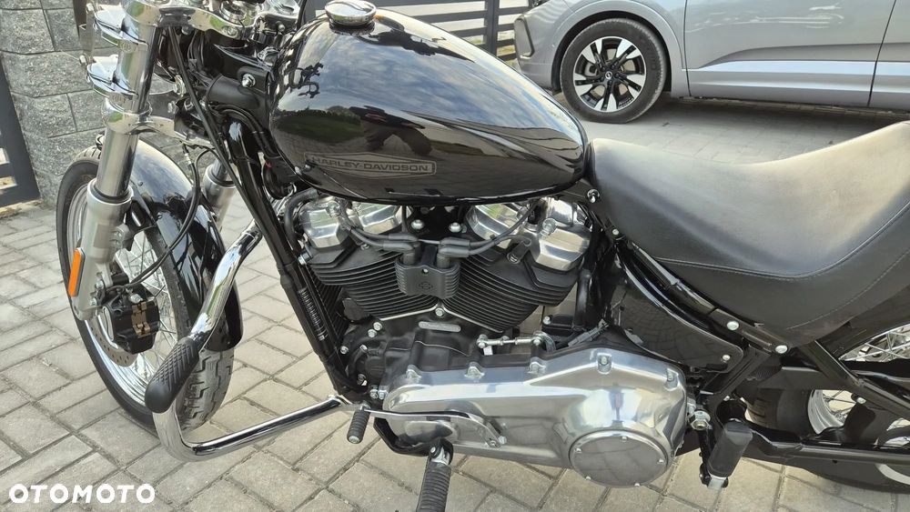 Harley-Davidson Softail Standard - 4