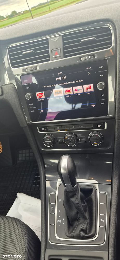 Volkswagen Golf - 17