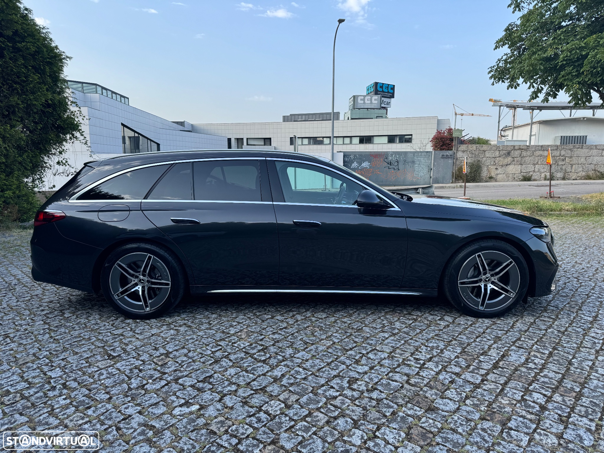Mercedes-Benz E 300 - 5