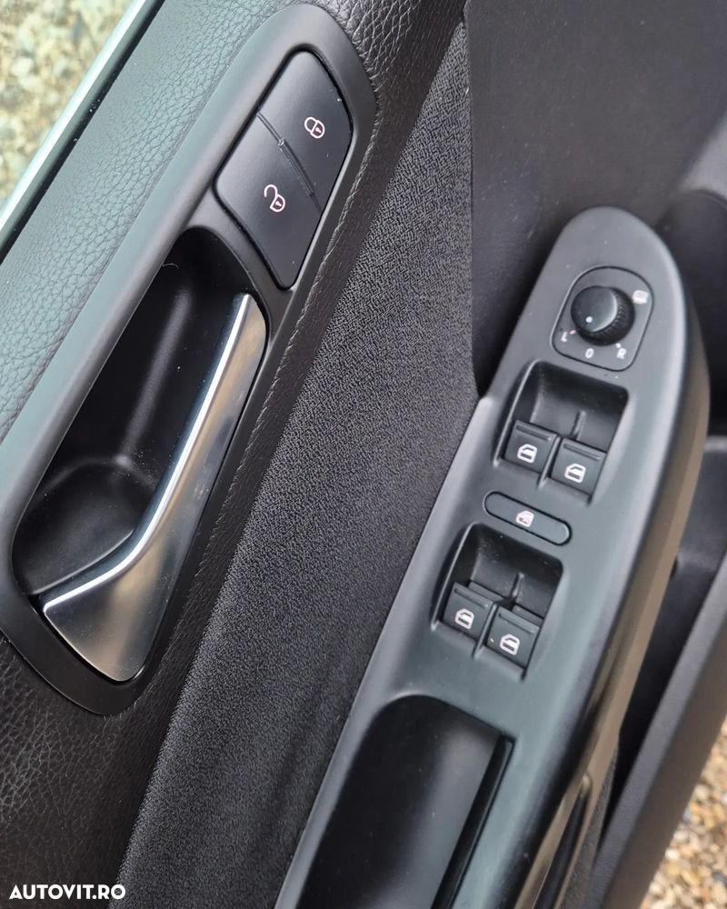 Volkswagen Passat Variant 1.4 TSI BlueMotion Technology Highline - 17