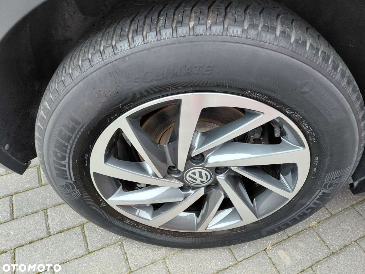 Volkswagen Tiguan - 9
