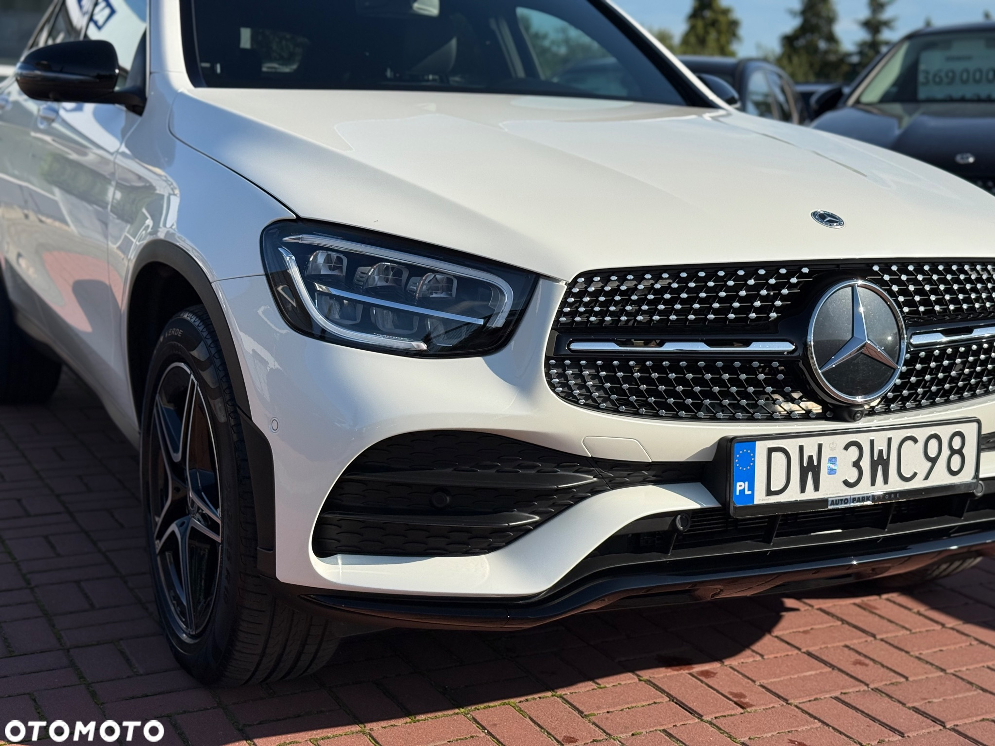 Mercedes-Benz GLC Coupe 300 de 4-Matic Business Edition - 32
