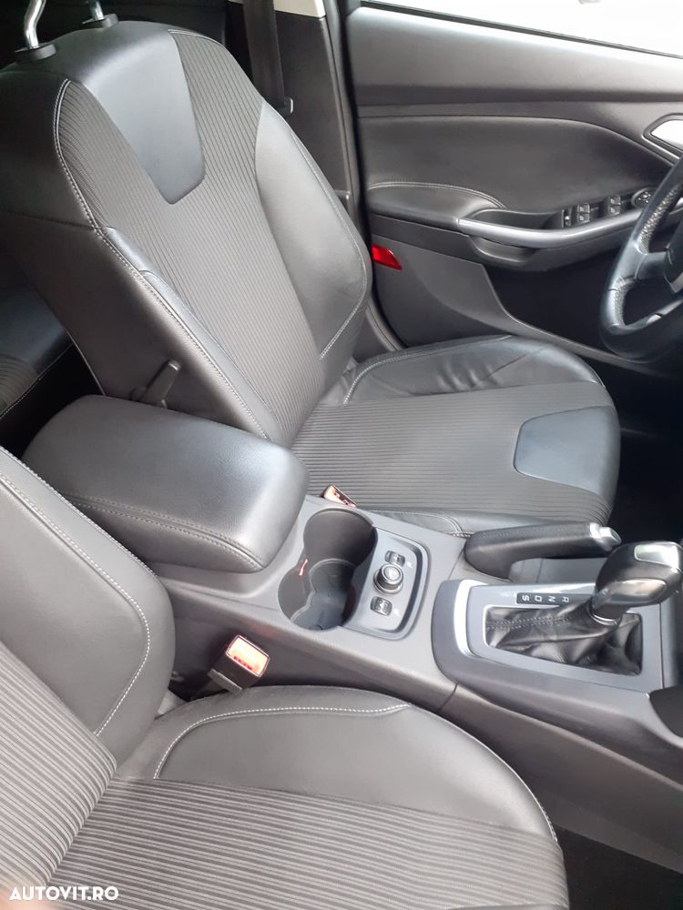 Ford Focus 2.0 TDCI DPF Aut. Titanium - 10