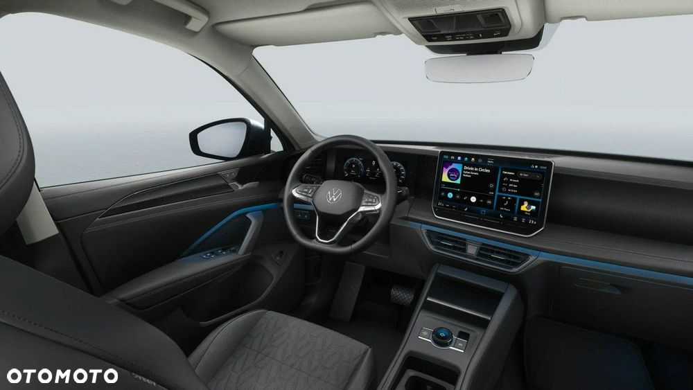 Volkswagen Tiguan - 11