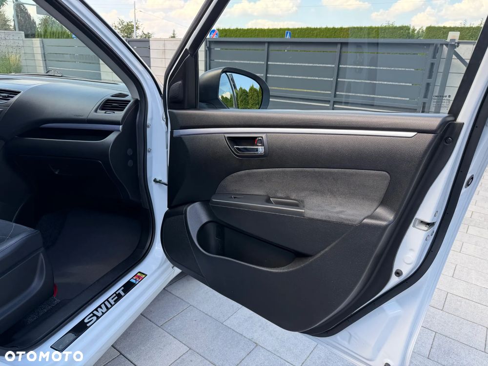 Suzuki Swift 1.2 Premium - 27