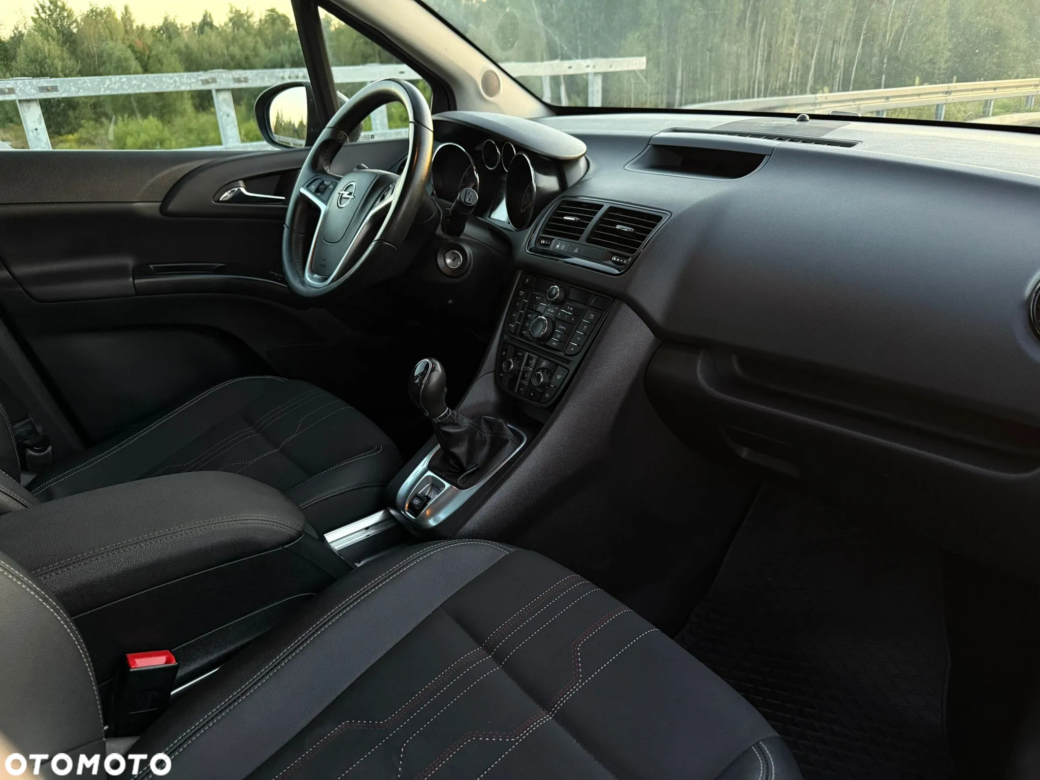 Opel Meriva - 8