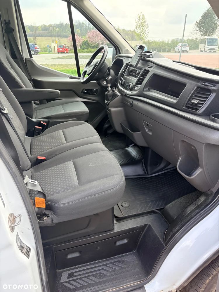 Ford Transit - 10