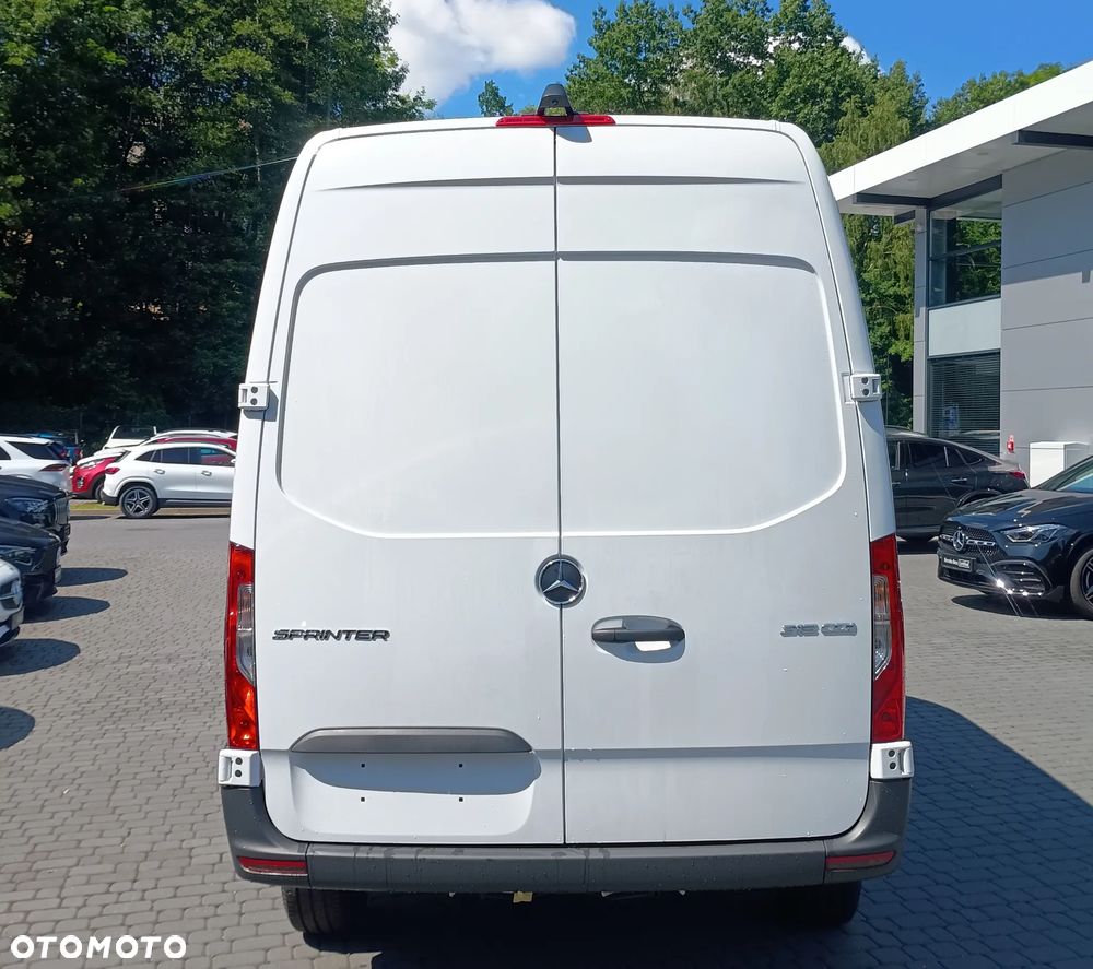 Mercedes-Benz Sprinter Furgon L2H2 150KM - wyprzedaż rocznika 2025 - 7