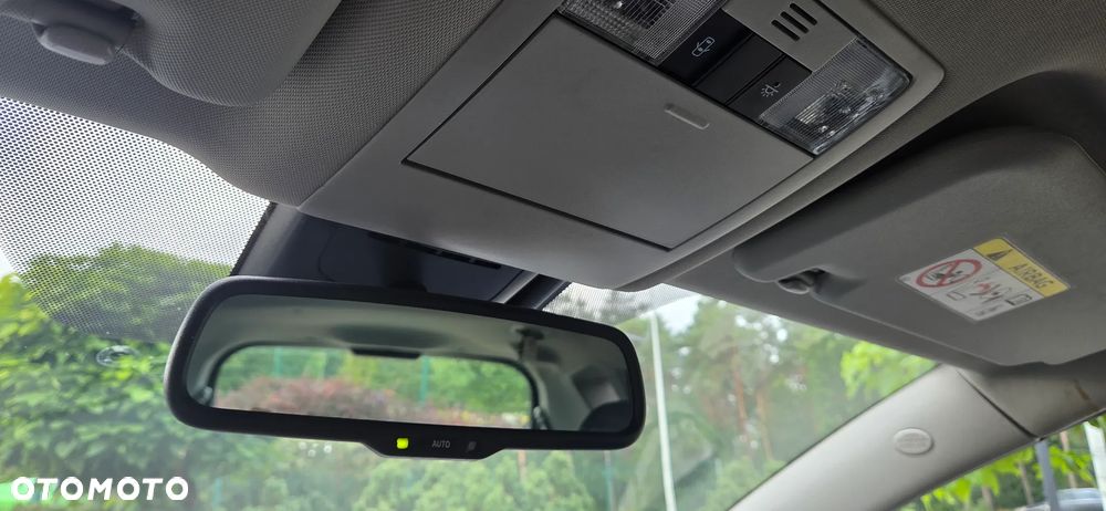 Toyota Verso 1.8 Premium EU5 7os - 31