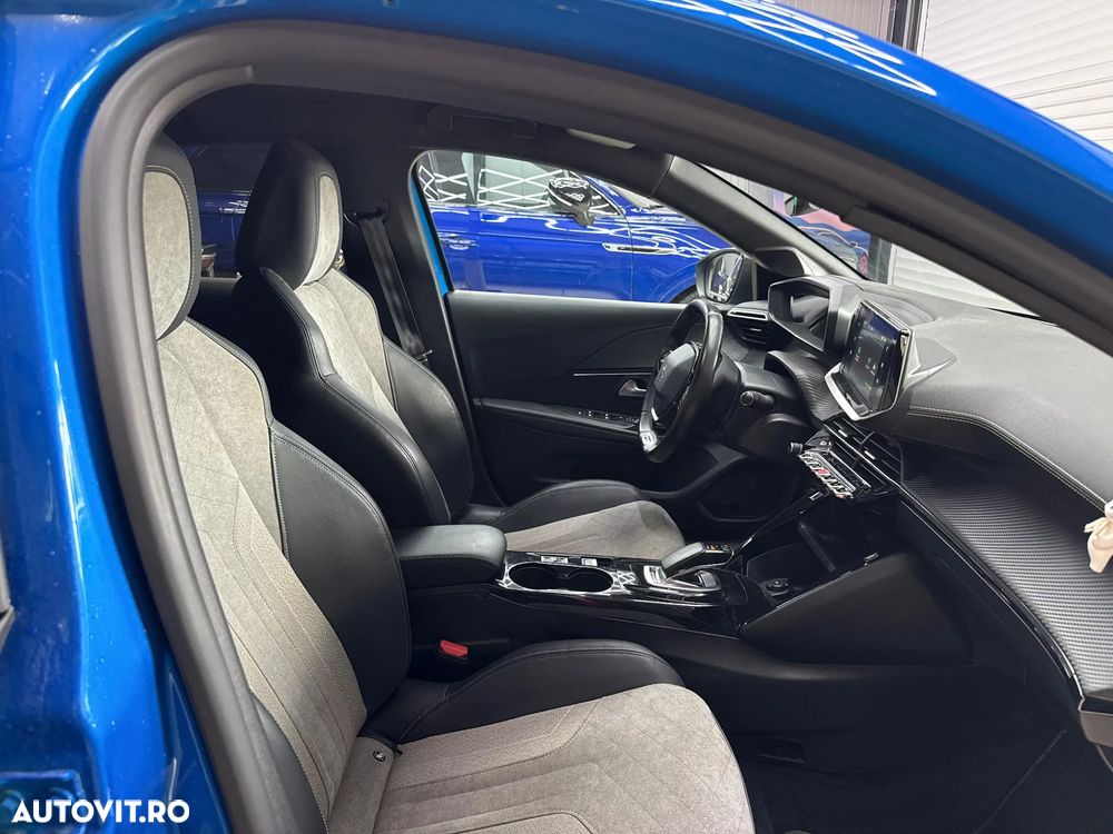 Peugeot 208 e-208 GT-Line - 26