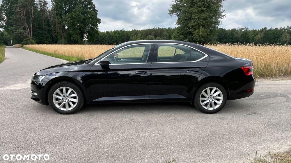Skoda Superb 2.0 TDI SCR Ambition DSG - 8