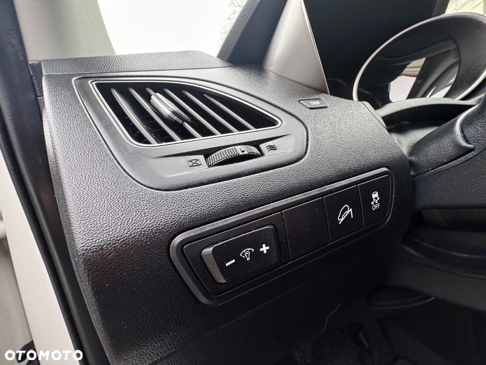 Hyundai ix35 - 24
