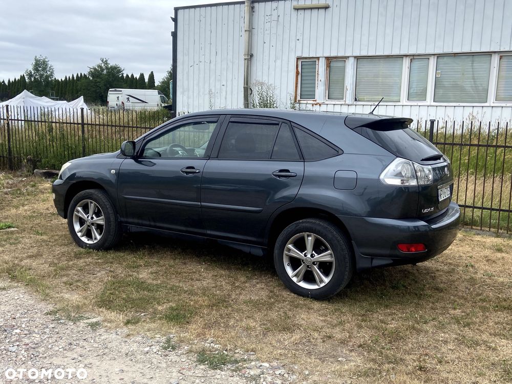 Lexus RX - 4