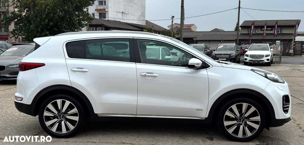 Kia Sportage 2,0 CRDI AWD Aut. GT Line - 10