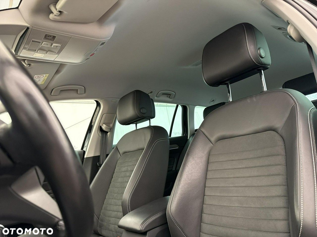Volkswagen Passat 2.0 TDI 4Mot Elegance DSG - 11