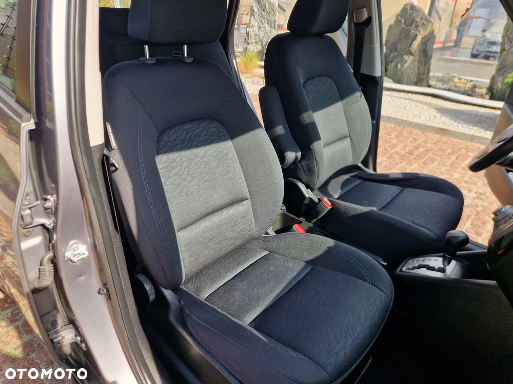 Hyundai ix20 1.6 Automatik Fifa World Cup Edition - 24