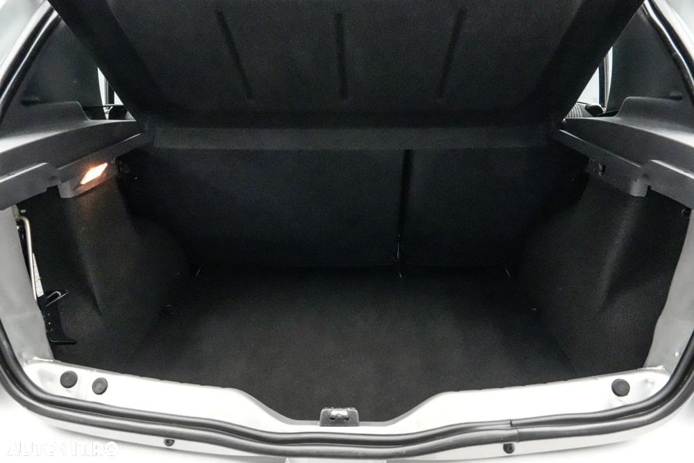 Dacia Sandero 1.4 MPI Ambiance - 19