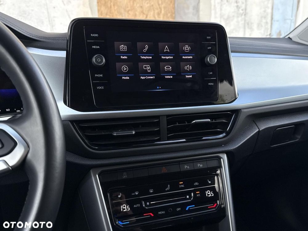 Volkswagen T-Roc - 20