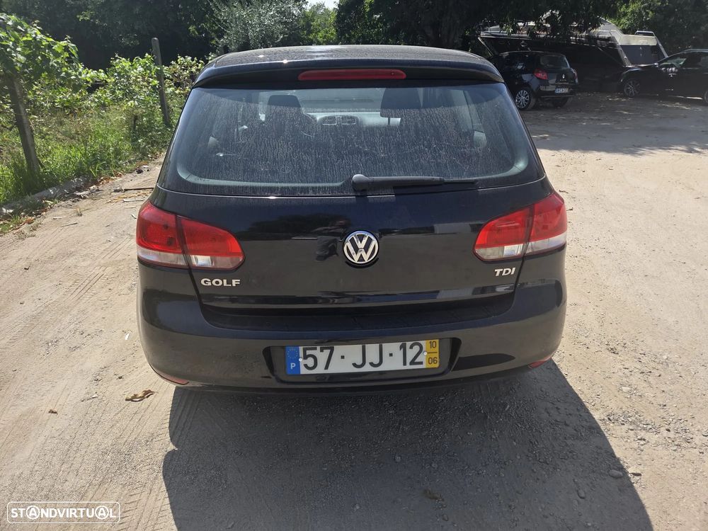 VW Golf - 5