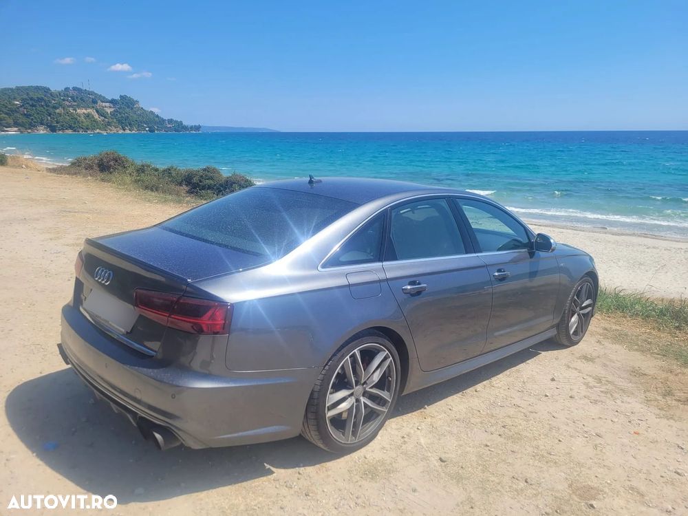 Audi S6 - 4
