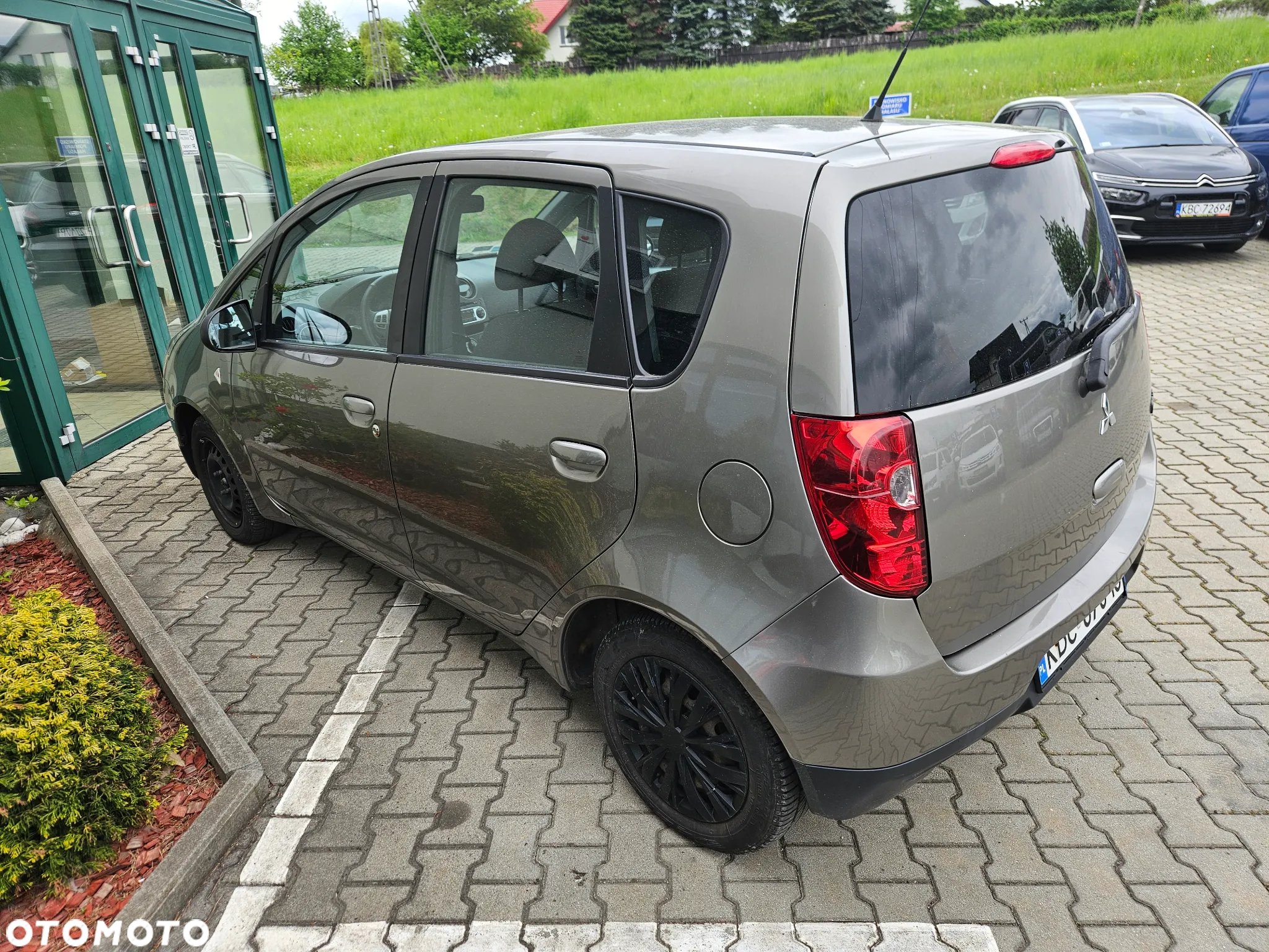 Mitsubishi Colt - 4