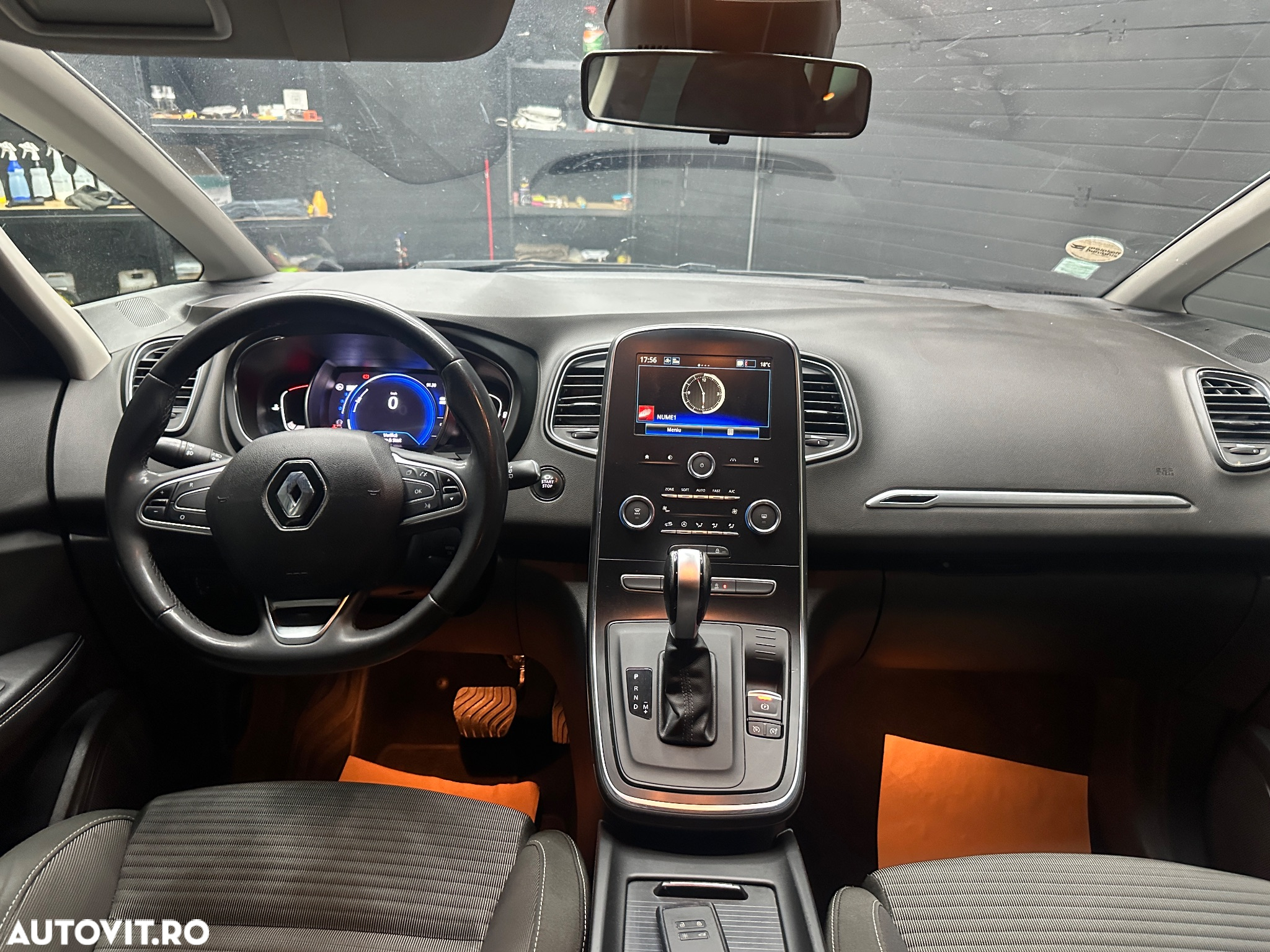 Renault Scenic - 8