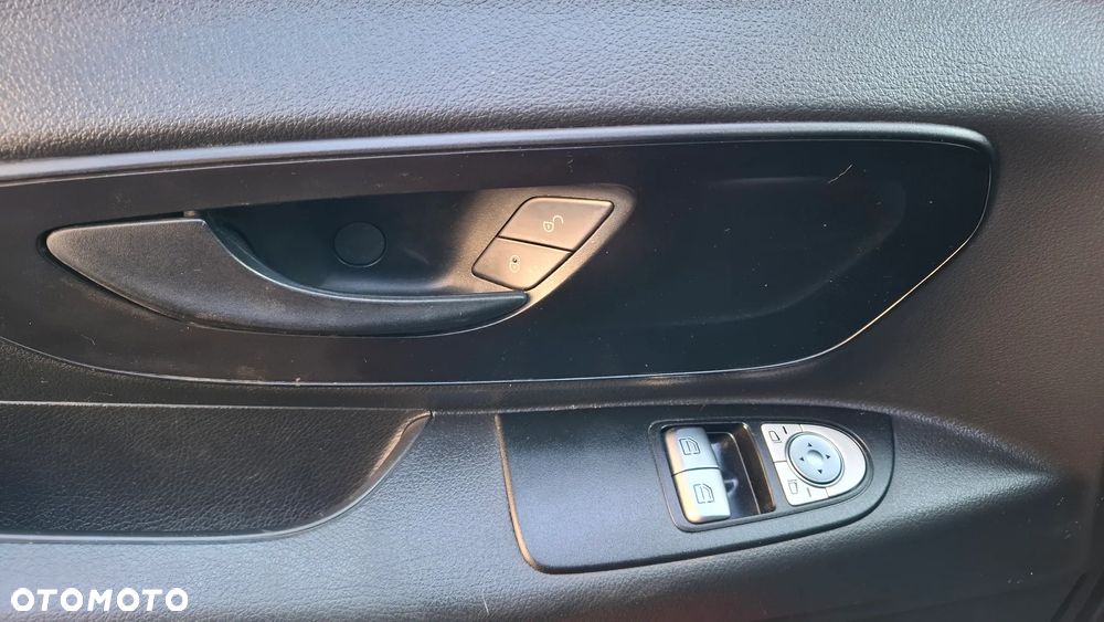 Mercedes-Benz Vito - 16