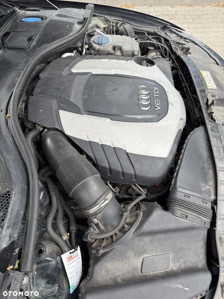 Audi A6 Avant - 16