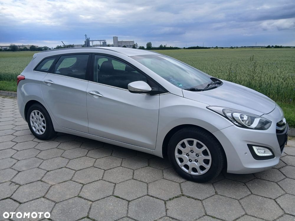 Hyundai i30 1.6 Comfort - 18