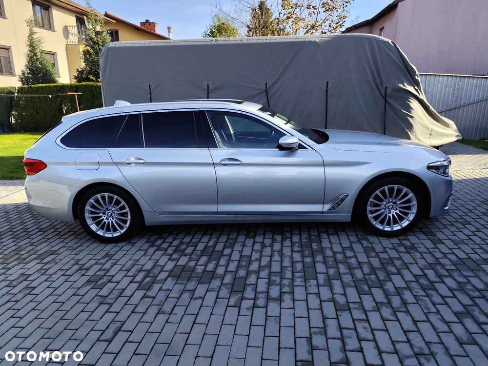 BMW Seria 5 520d Luxury Line - 3