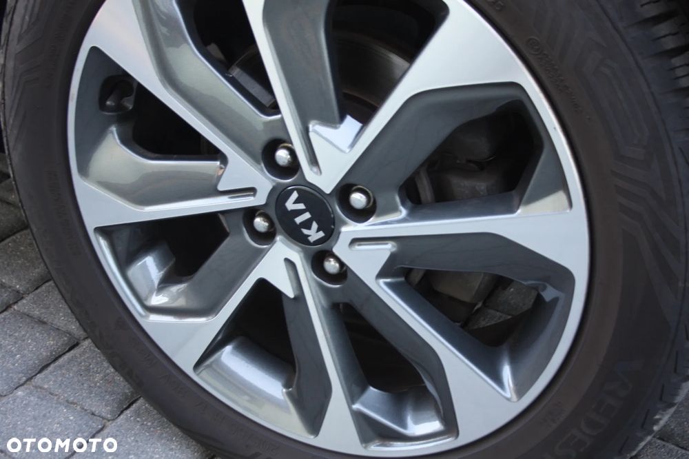 Kia Stonic 1.0 T-GDI 120 Spirit - 27