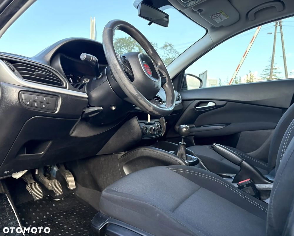 Fiat Tipo 1.4 16v Easy - 12