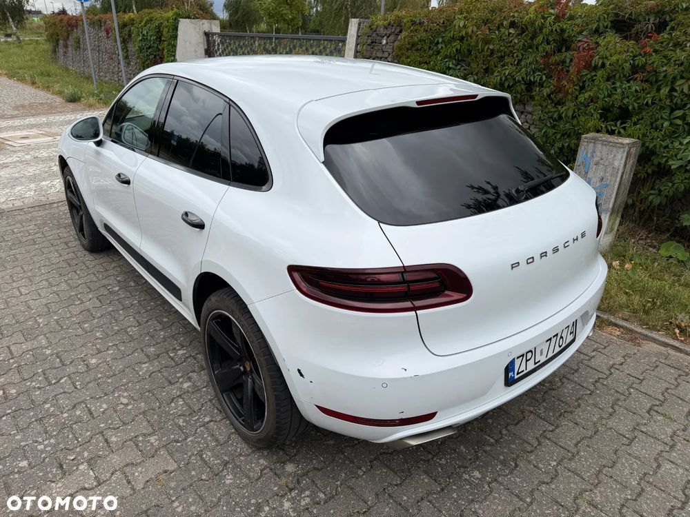 Porsche Macan - 10